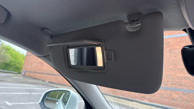 Volvo Xc40 2.0 T4 Inscription Pro 5dr AWD Geartronic Petrol Estate